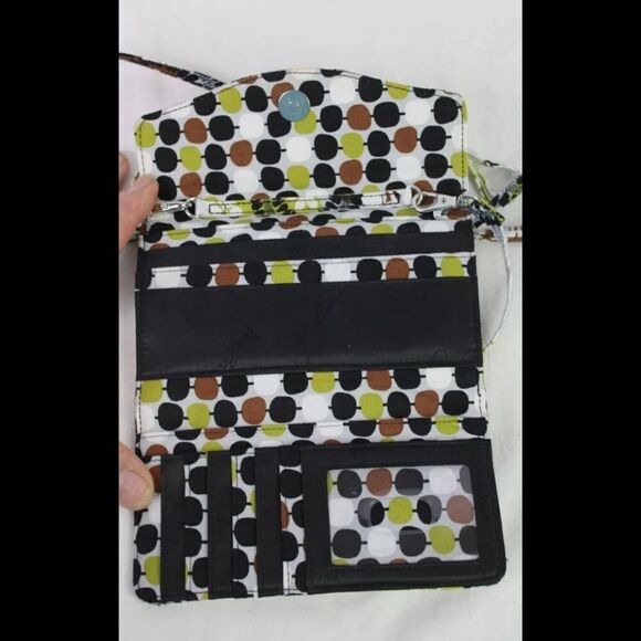 Vera Bradley Cocoa Moss Tri-fold All In One Cross Body. - Picture 6 of 6